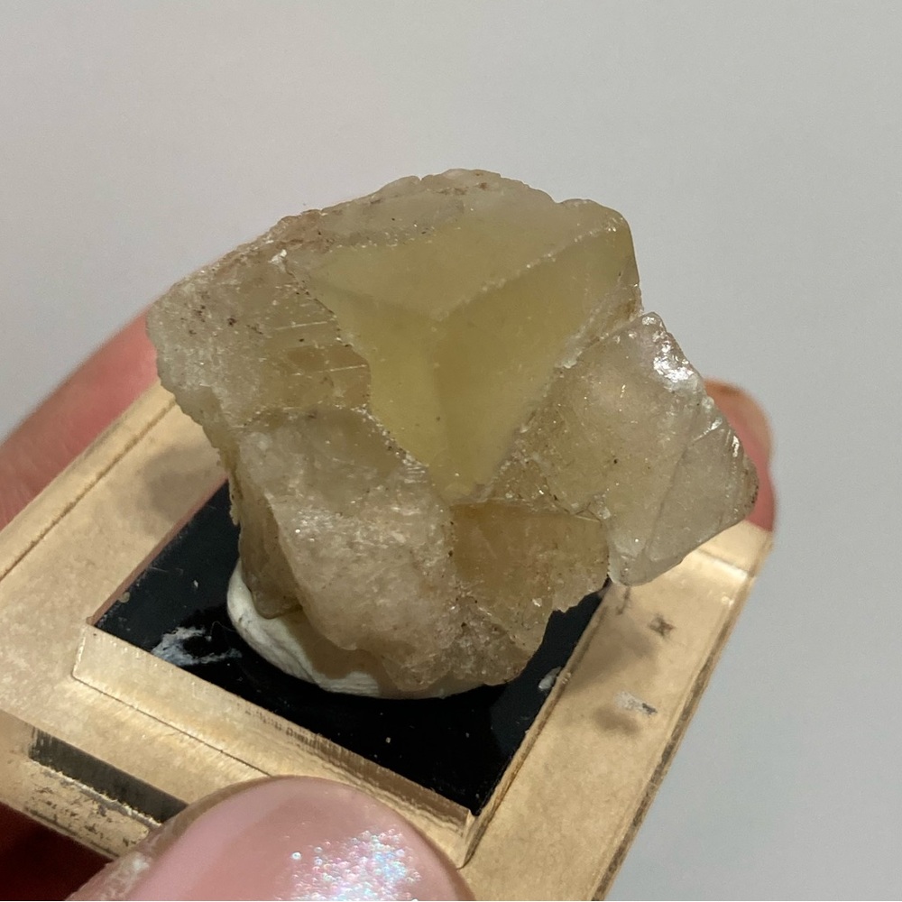 Lady Annabella mine bull vein yellow fluorite twin